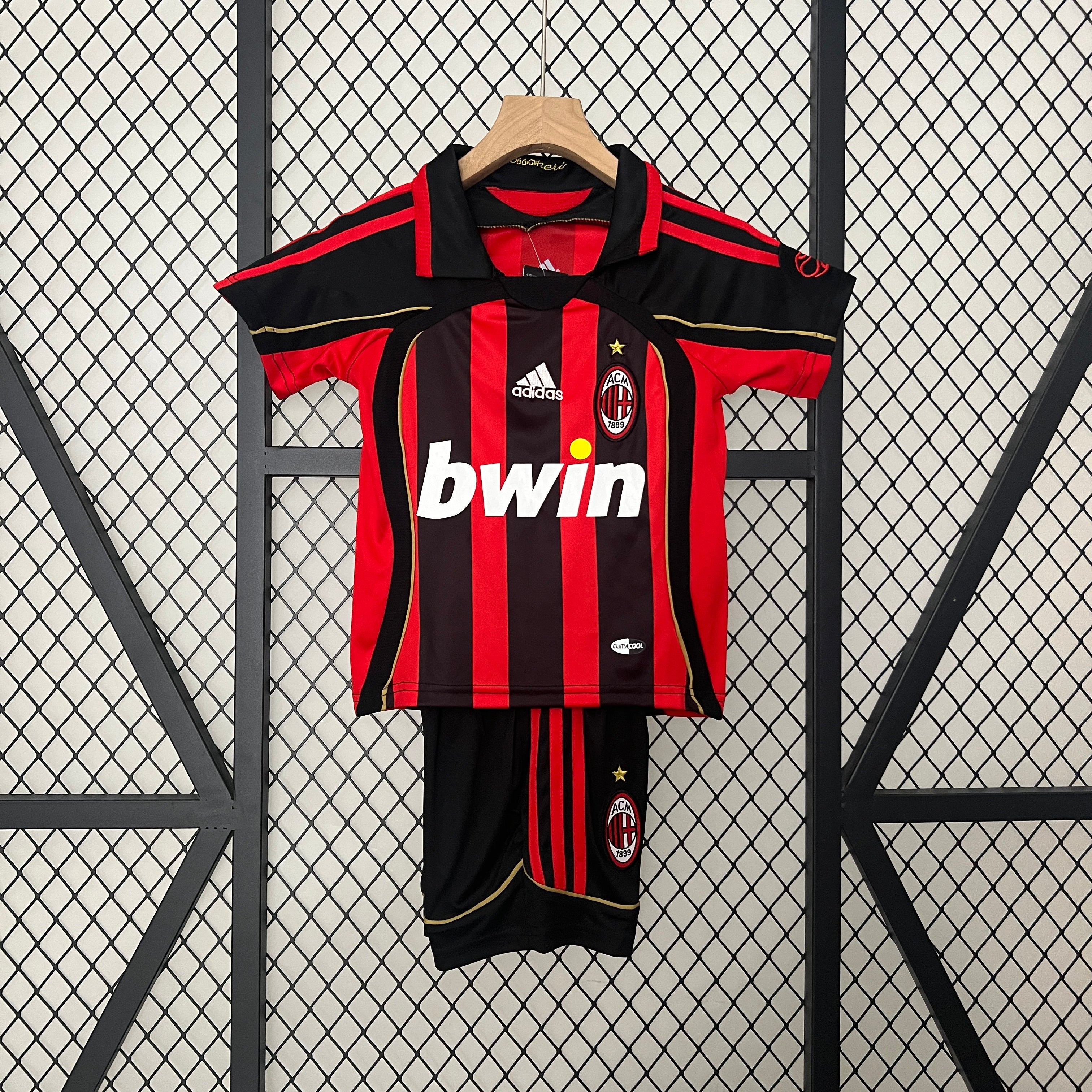 AC MILAN 06/07 HOME KIT