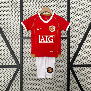 MANCHESTER UNITED 06/07 HOME KIT